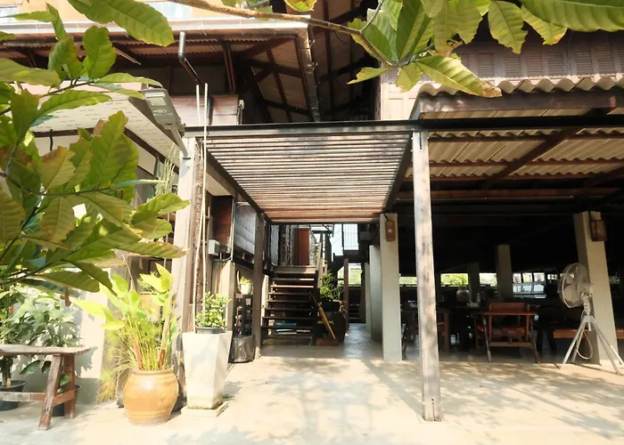 Bannai Bangkoknoi บ้านในบางกอกน้อย Bangkok