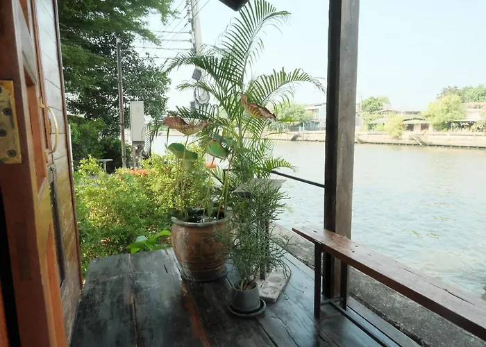 Bannai Bangkoknoi บ้านในบางกอกน้อย Bangkok