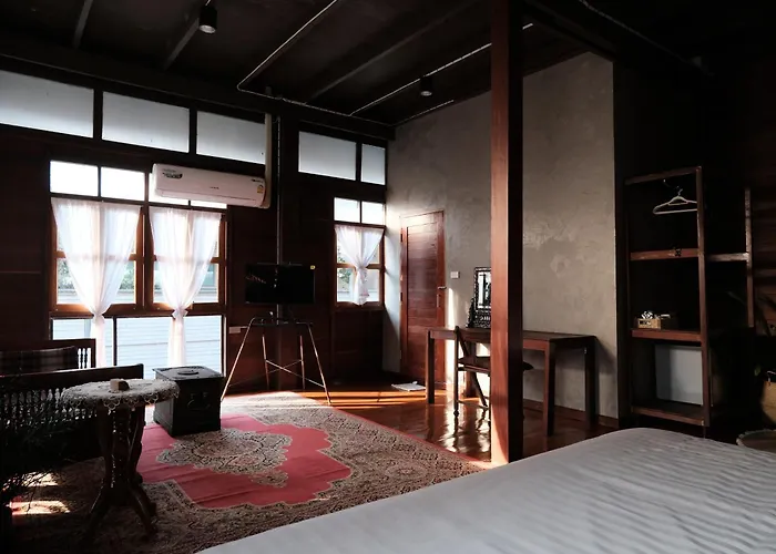 Bannai Bangkoknoi บ้านในบางกอกน้อย Homestay